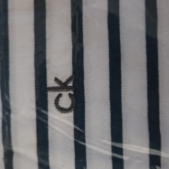 Calvin Klein Liquid Touch TShirt.BRAND NEW IN ORIGINAL PACKAGING!! - Picture 5 of 5